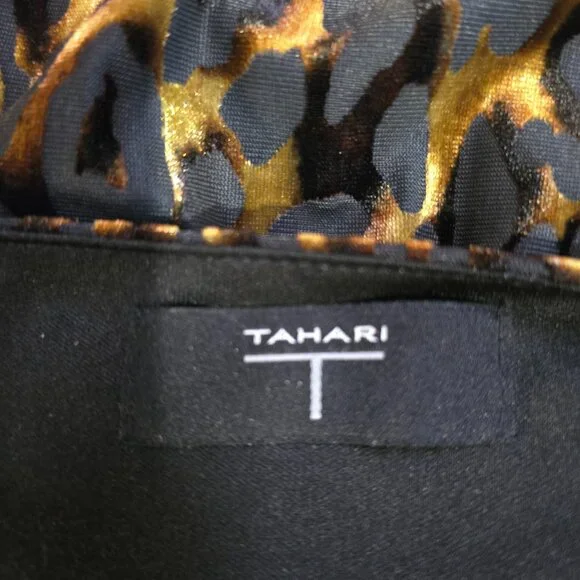 Tahari Women's Black Burnout Velvet Long Sleeve Dress Size M Sample Dress - Picture 7 of 7